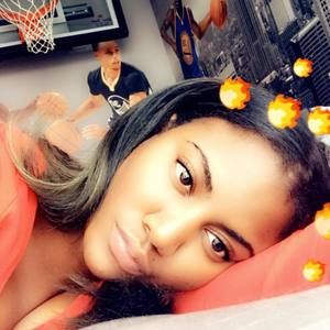 Meet your Posher, Shenell